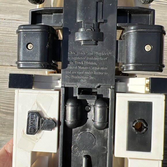 11" DG PRODUCTIONS -1996-2-1 Alliant Energy Pole Setter Auger Digger Truck - Picture 13 of 16